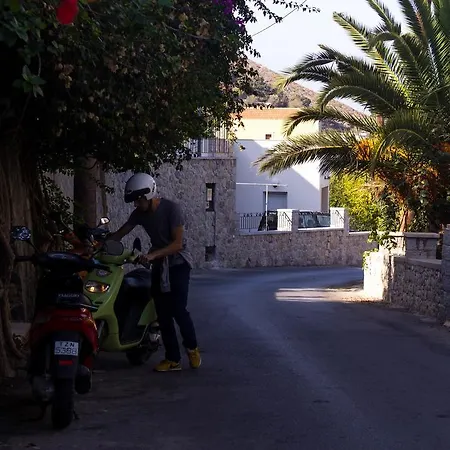 By Climbing House Ξενοδοχείο με διαμερίσματα Panormos (Kalymnos)