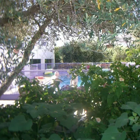 アパートホテル By Climbing House Panormos (Kalymnos)