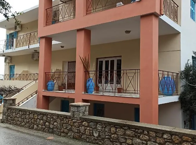 By Climbing House 3*