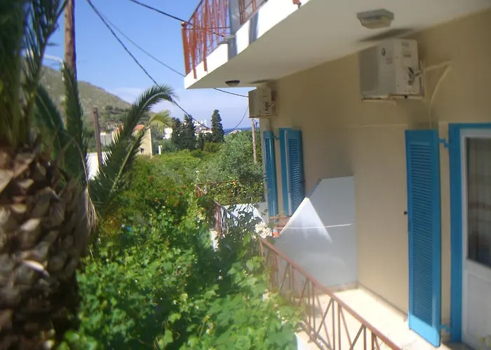 By Climbing House شقة فندقية